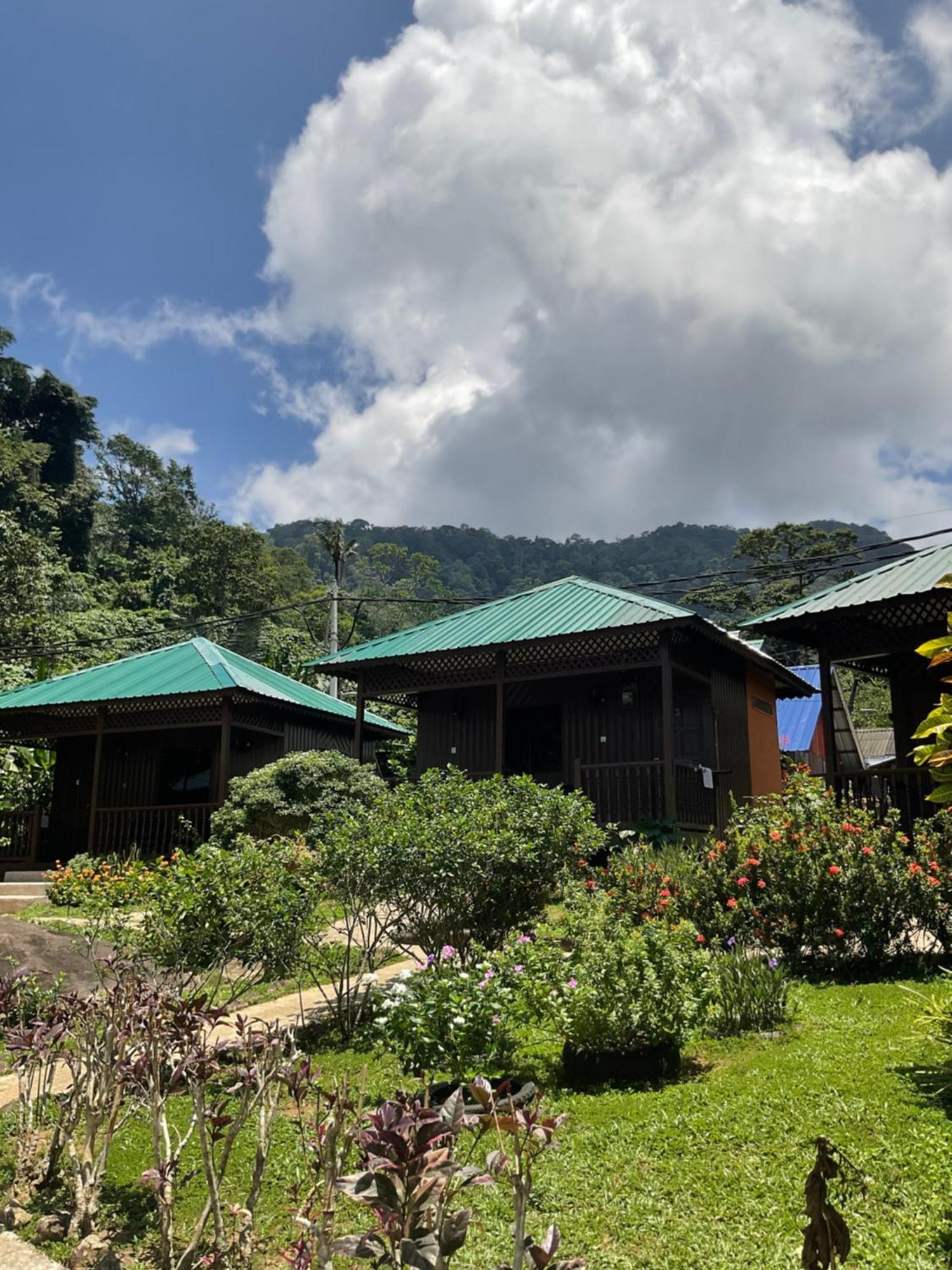 Abc Chalet Tioman Kampong Ayer Batang Εξωτερικό φωτογραφία